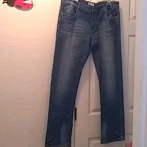 Liuce's Plus Jeans